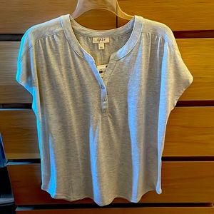 NWT Style & Co s/s shirt in Light Heather Gray Size: L